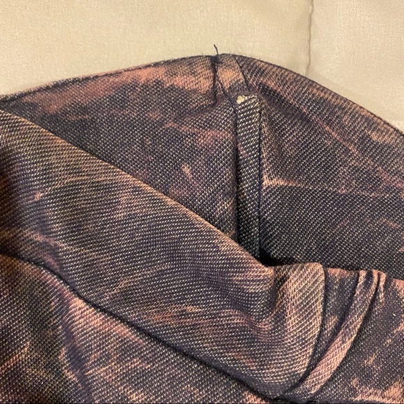 Urban Outfitters Silence + Noise Strapless Sweetheart Neck Peplum Mini Dress - Picture 6 of 7